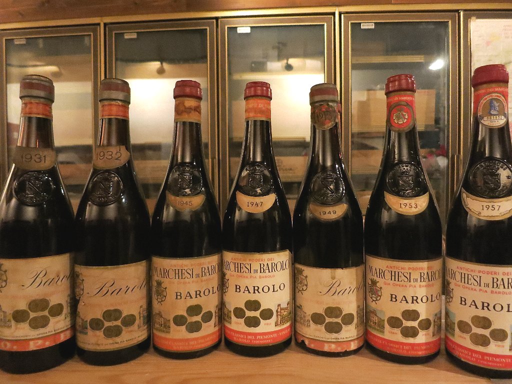 マルケージ・ディ・バローロ1945年 - 【富山 吉田酒店】